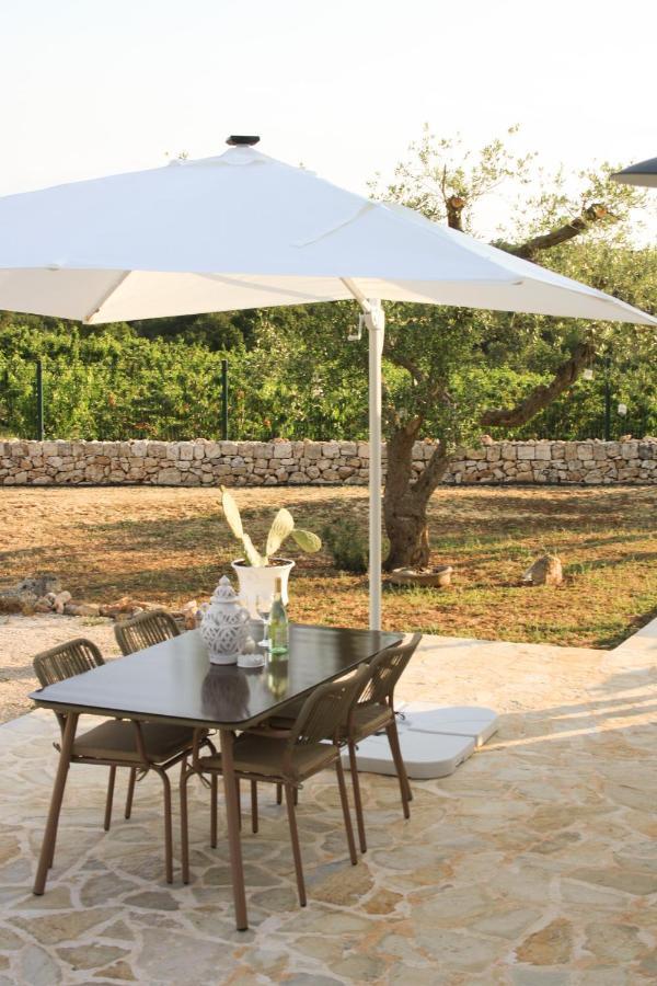 Enjoytrulli - Countryside Villa Noci Bagian luar foto