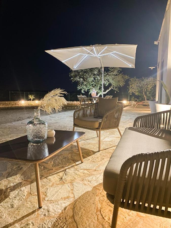 Enjoytrulli - Countryside Villa Noci Bagian luar foto
